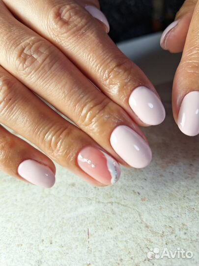 Маникюр с покрытием гель лаком