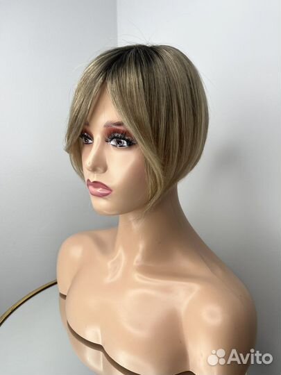 Женщины и девушки для съемки париков