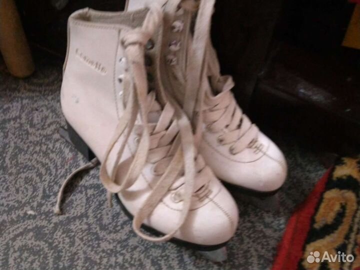 Коньки фигурные 33размер