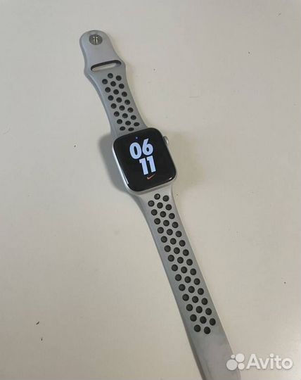 Часы apple watch 4 44мм