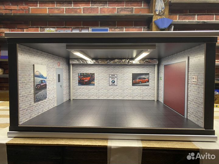 1/18 BMW витрина для моделей