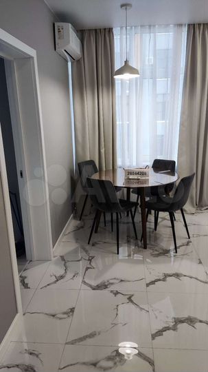 2-к. квартира, 55 м², 2/18 эт.