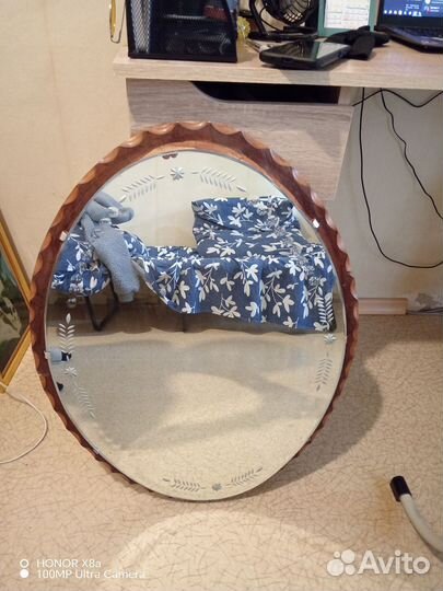 Зеркало настенное