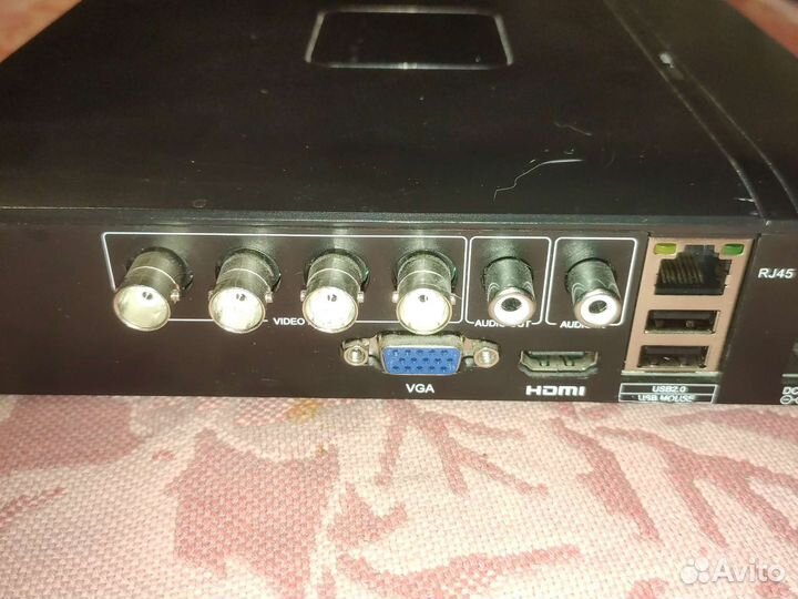 Видеорегистратор аналоговый 4х-портовый и камера
