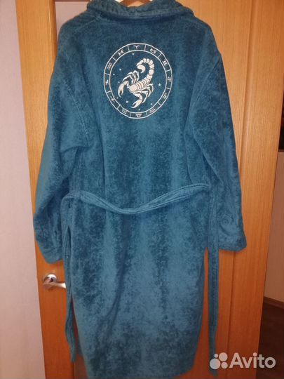 Халат мужской с вышивкой