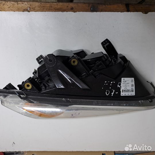 Фара передняя правая Ford Focus 2 оригинал