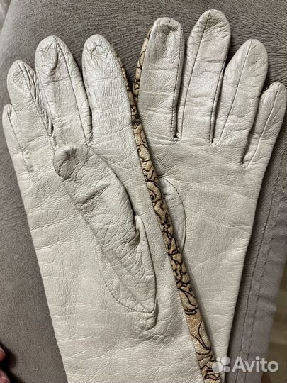 Перчатки брендовые