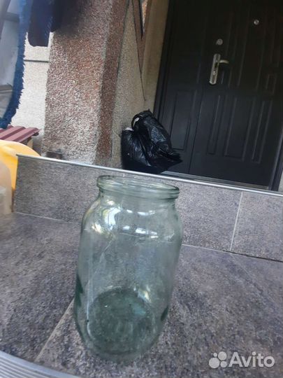 Банка стеклянная