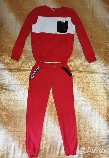 Новые женские спортивные костюмы