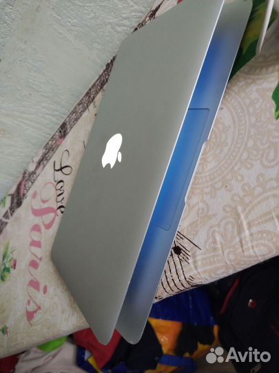 Apple macbook air 11