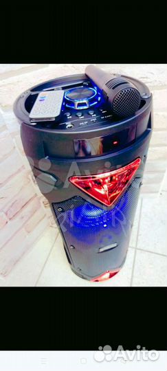 Портативная колонка с блютуз