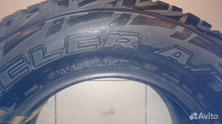 Bridgestone Dueler A/T 697 275/65 R17 115T