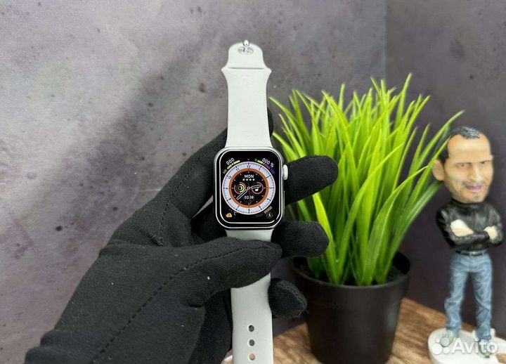 Apple watch S8