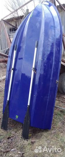 Стеклопластиковая лодка