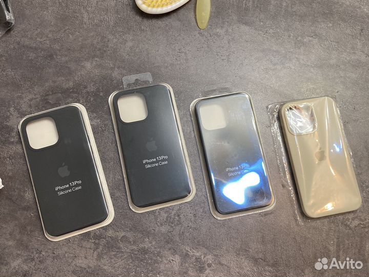 Чехол на iPhone 13 Pro