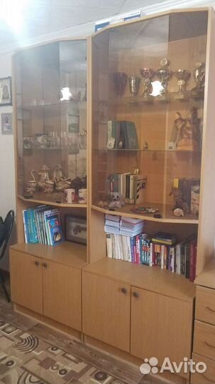 Шкаф сервант