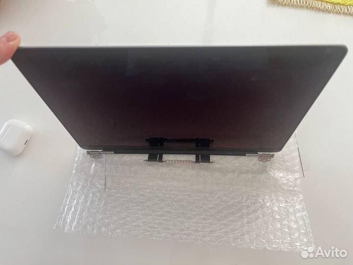 Монитор для macbook air m1 2020