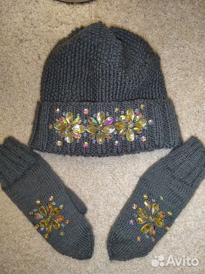 Шапка и варежки