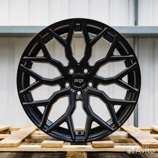Диски Niche 22x10 5x120 Range Rover Sport