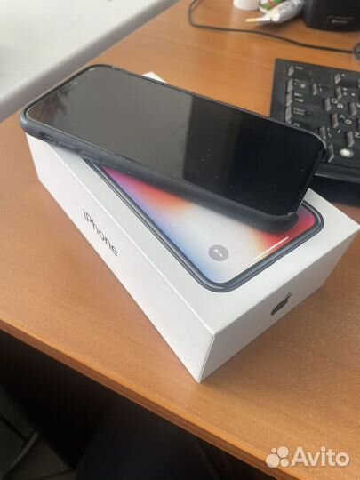 iPhone X, 256 ГБ