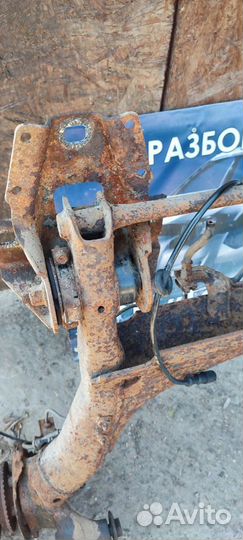 Задняя балка Audi 80 B4