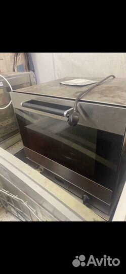 Конвекционная печь smeg