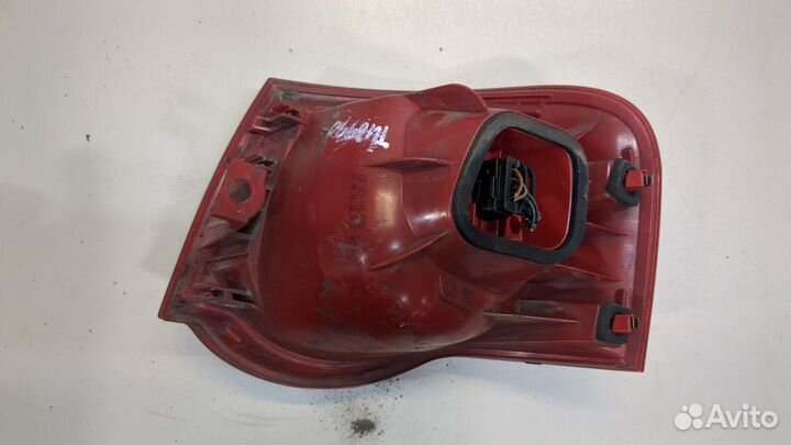 Фонарь (задний) левый Volkswagen Passat 6