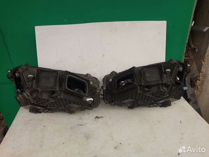 Фара правая и левая Mercedes GLC W253 X253