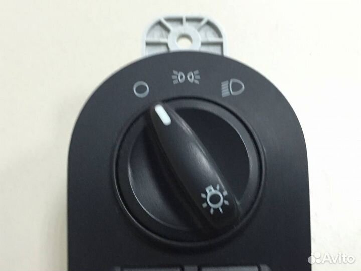 Блок управления светом LADA Granta 2011