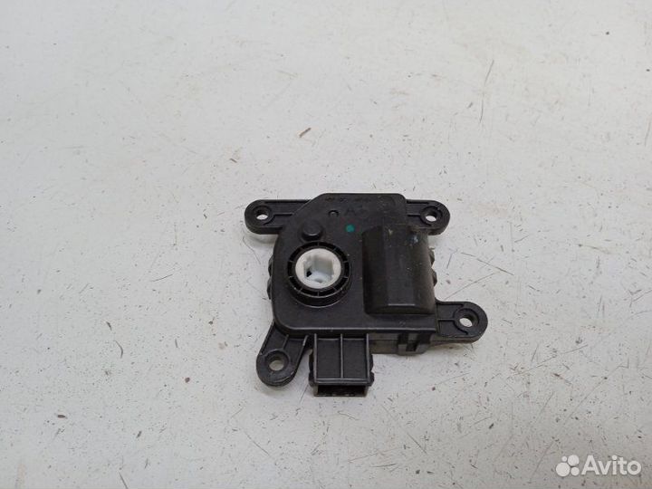 Моторчик заслонки отопителя Hyundai Solaris