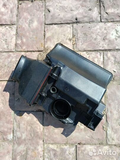 Коллектор впускной Renault Sandero Logan 16кл