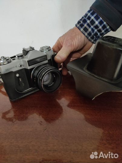Пленочный фотоаппарат зенит