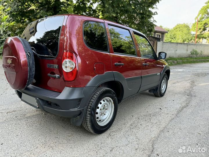 Chevrolet Niva 1.7 МТ, 2012, 200 500 км