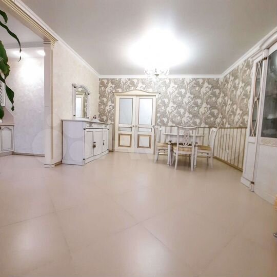 3-к. квартира, 92,4 м², 11/14 эт.