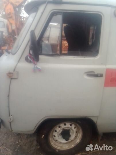 Дверь левая УАЗ