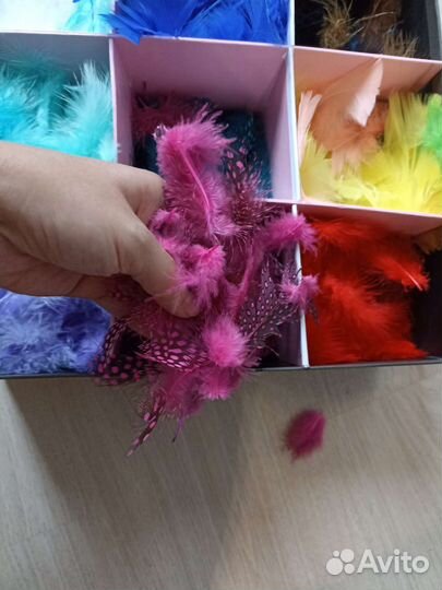 Перья для рукоделия