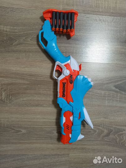 Бластер нерф