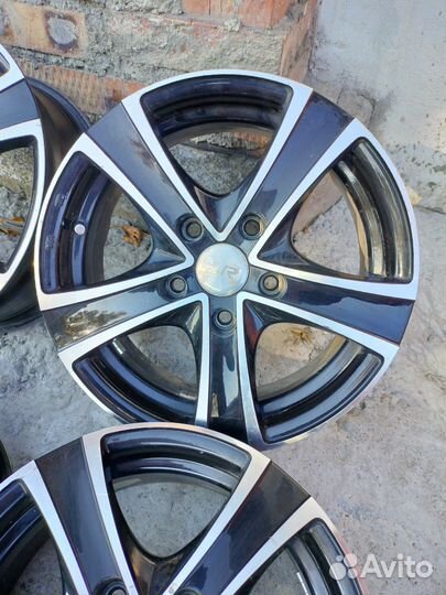 Диски R15 5x114.3