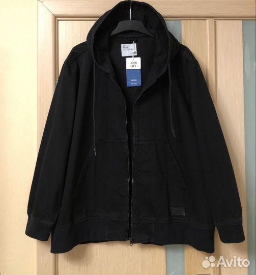 52-54 размер джинсовый бомбер Bershka