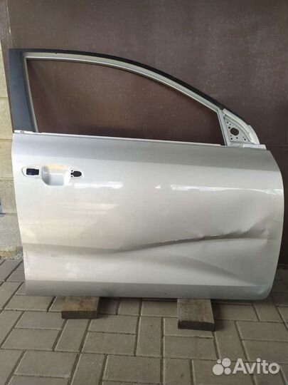 Дверь передняя правая Kia Rio 4 (оригинал)