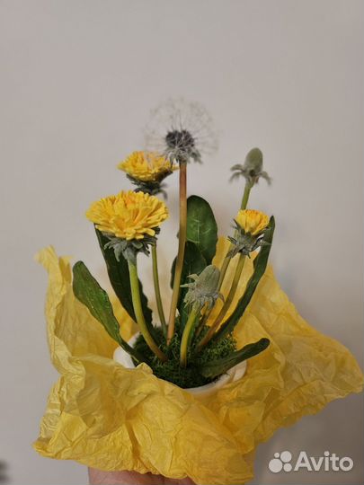 Одуванчик из полимерной глины