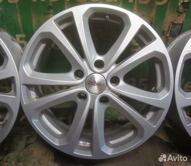 Диски литые бу Hyundai IX35 R17