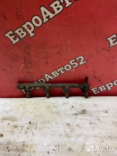 Топливная рампа LADA Largus 1 K4M 1.6 2013