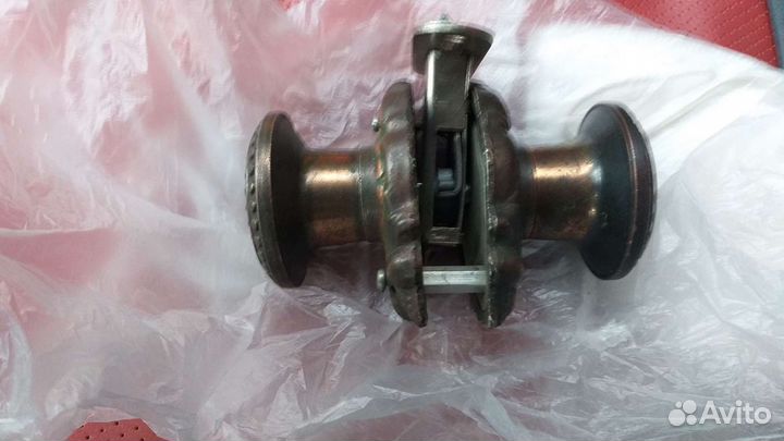 Ручки с замками для межкомнатных дверей