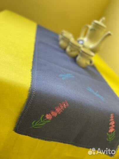 Подарки на 8 марта: столовое льняное белье