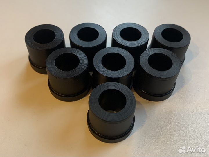 Капролоновые втулки в кулаки Stels Dinli D, GT TR