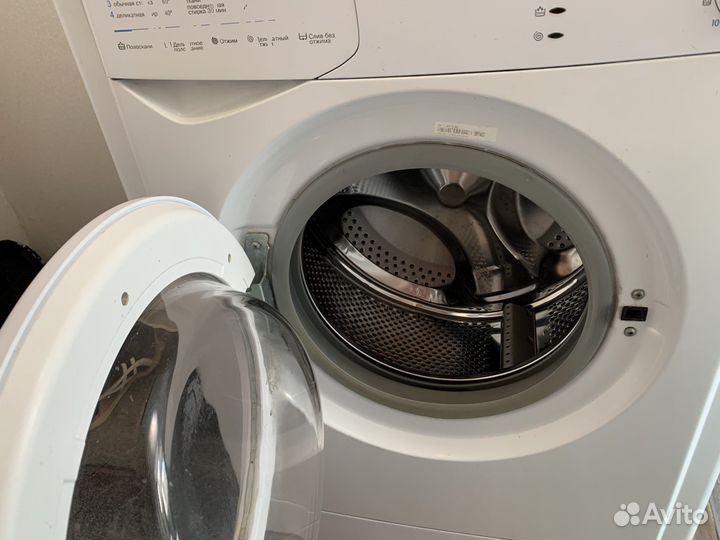 Стиральная машина бу Indesit на запчасти