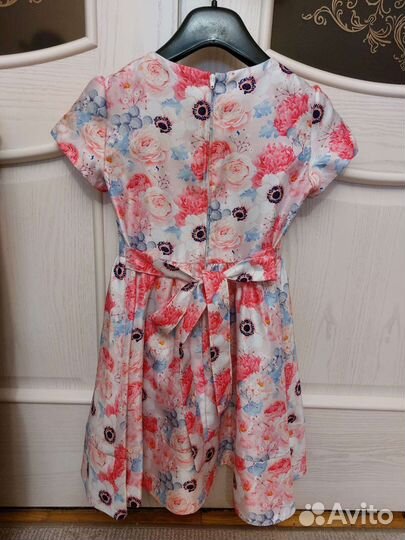 Платье нарядное