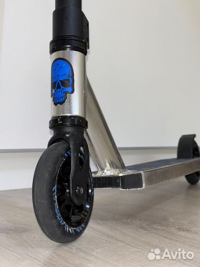 Трюковой самокат