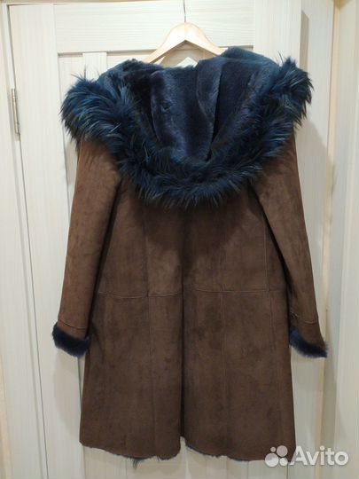 Дубленка натуральная женская с капюшоном, новая